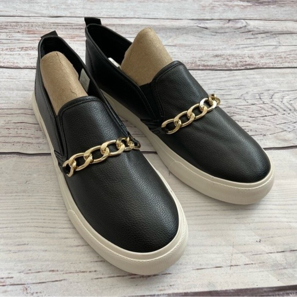 Ragazza Chain Slip On Sneaker in Black Size 9.5